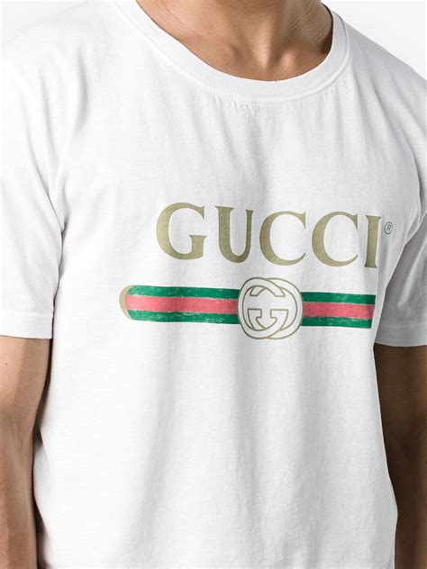 men's gucci shirts for cheap|Gucci t shirt men small.